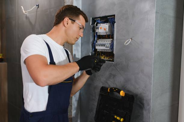 Best Local Electrician Companies  in Altoona, PA